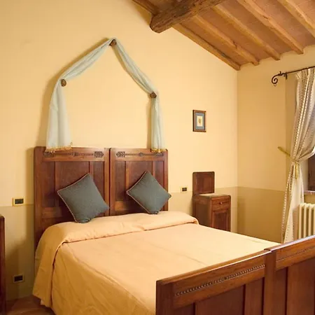 Agriturismo Santa Chiara Bauernhof